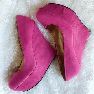 Just Fab Fuchsia Wedge Heels